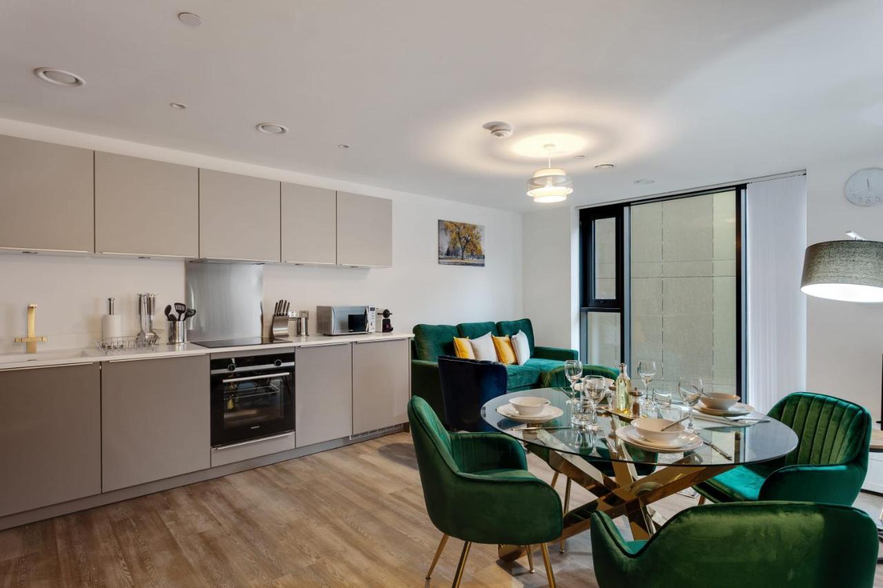 Stunning Modern 1Br Flat In Central Бирмингем Экстерьер фото