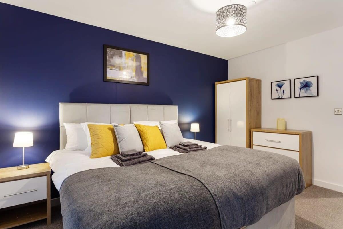 Stunning Modern 1Br Flat In Central Бирмингем Экстерьер фото