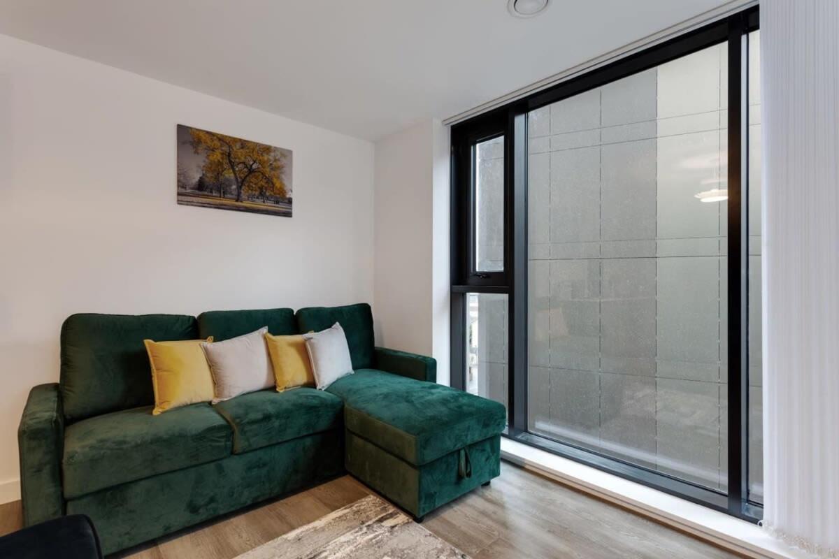 Stunning Modern 1Br Flat In Central Бирмингем Экстерьер фото